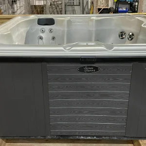 Viking Spa Royale Hot Tub
